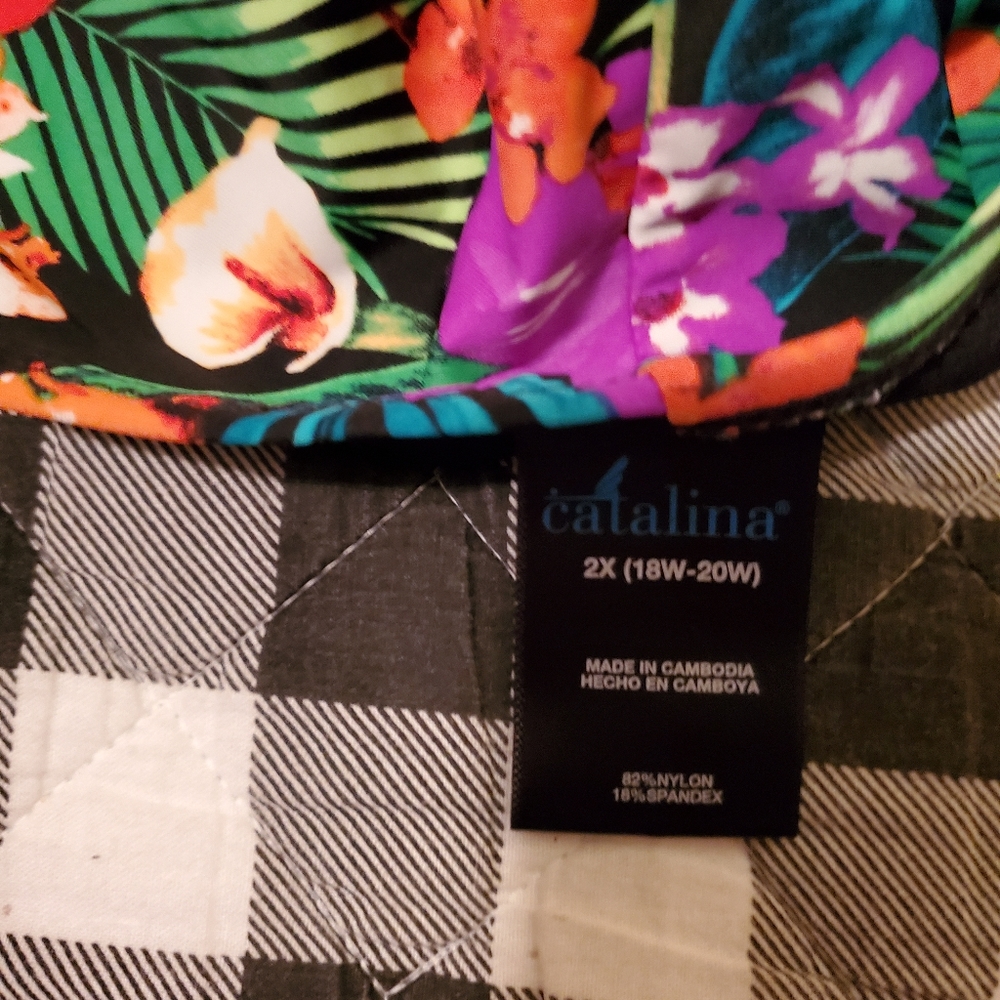 Catalina 18W-20W Floral One Piece Bathing Suit - Picture 2 of 3